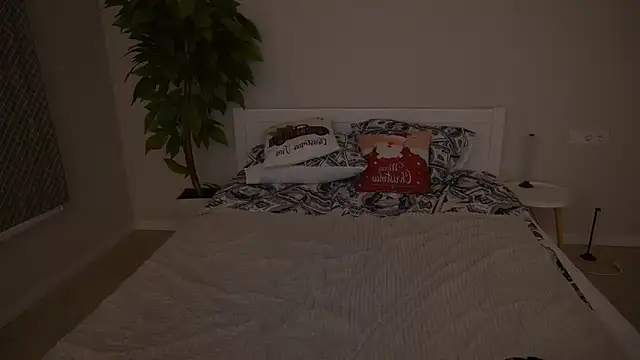 IceDanielles's cam snapshot