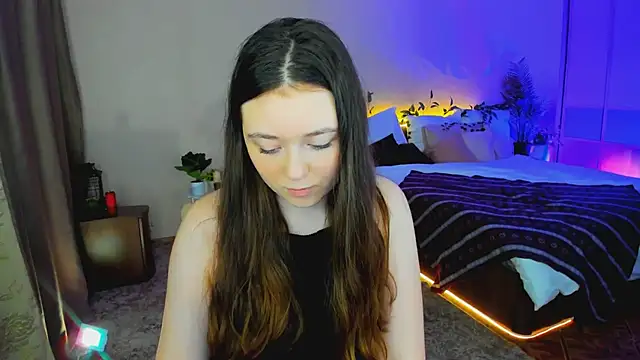 AlluringLookk's cam snapshot