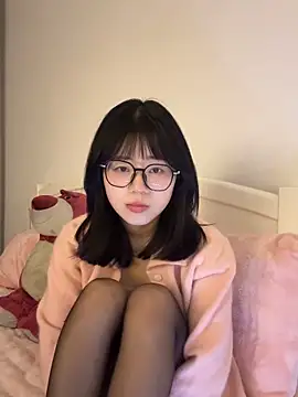 Ella-AAAAA live sex cam