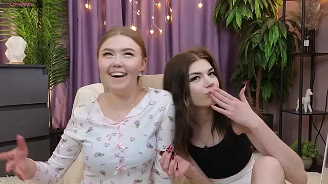 TwixieGuo's cam snapshot