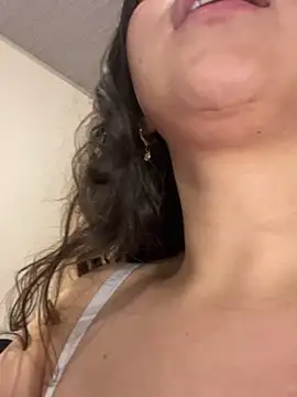 Annie_bonnie_'s cam snapshot