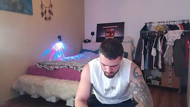 Tiberius_hunk live sex cam