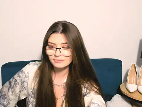 AnnaDevine's cam snapshot