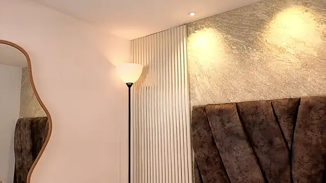 zoe_hugeboobs's cam snapshot