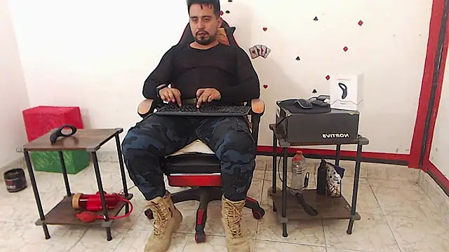 KalethBigDick's cam snapshot