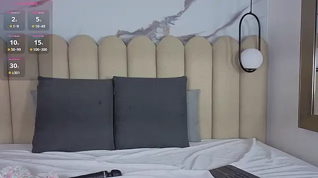 Luna_Lust1's cam snapshot