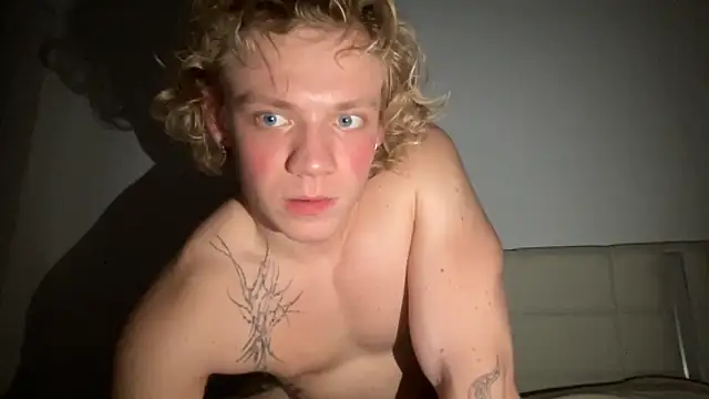 AlexBarczuk's cam snapshot