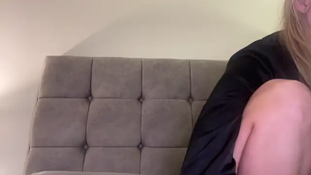 LustfulLuna_ live sex cam