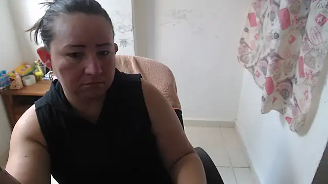 Yohis_Kiut25's cam snapshot