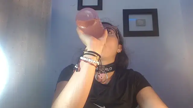 DaMikaela_'s cam snapshot