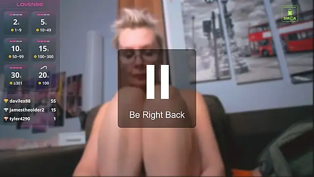 HelgaHimmell's cam snapshot