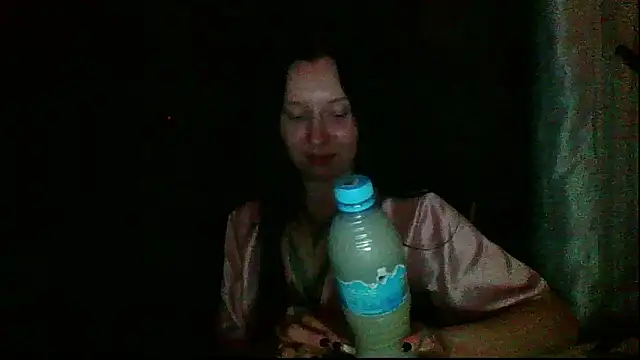 RussNocturnal's cam snapshot