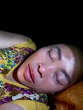 CoMay003's cam snapshot