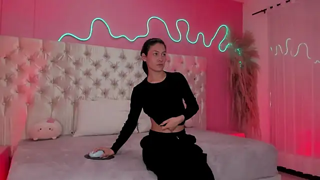 Julieta_Cortes__'s cam snapshot