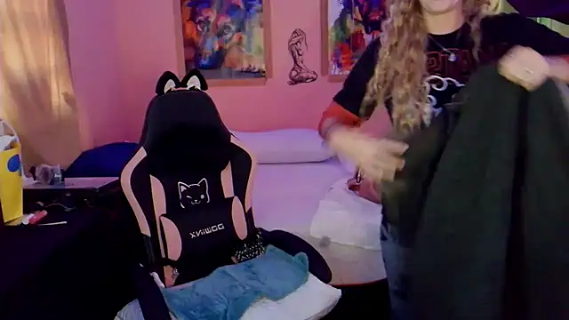 YourSecretGF963's cam snapshot