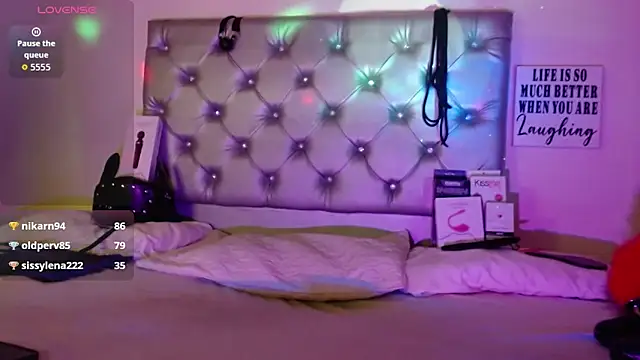 gisell_taylor18's cam snapshot