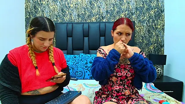 Dakota_Megan_69's cam snapshot