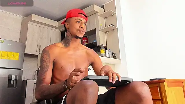 YeremiBrowm live sex cam