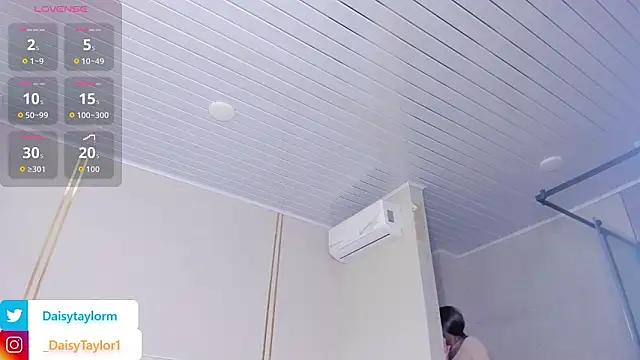 DaisyTaylor__ live sex cam
