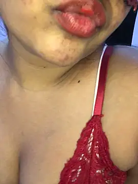 Rose_Olivia's cam snapshot