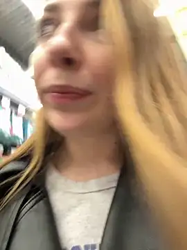 Sunny___Bunny's cam snapshot