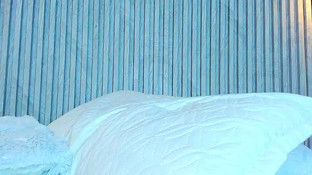 alahia_betancurx's cam snapshot