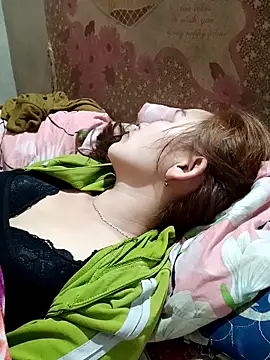 yula-bi's cam snapshot