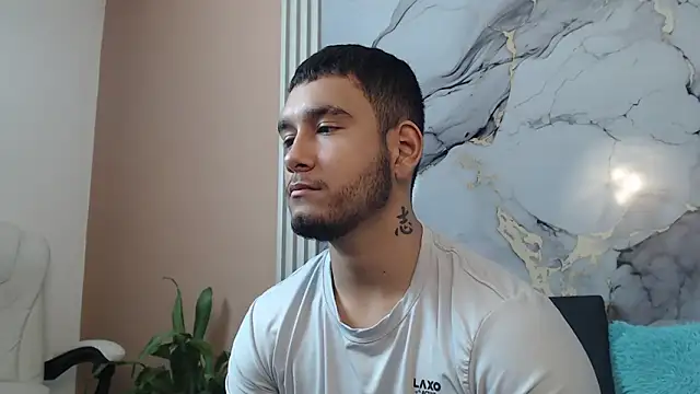 ander_montoyaa live sex cam