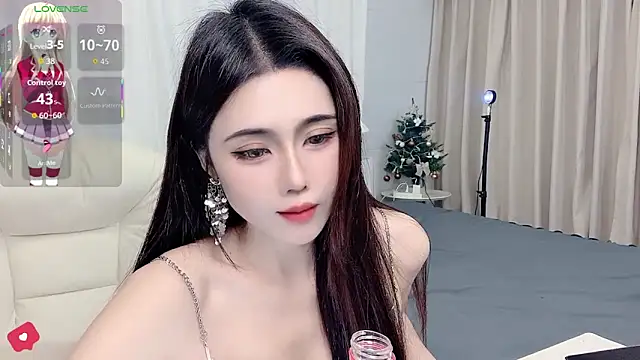 Alma_va's cam snapshot