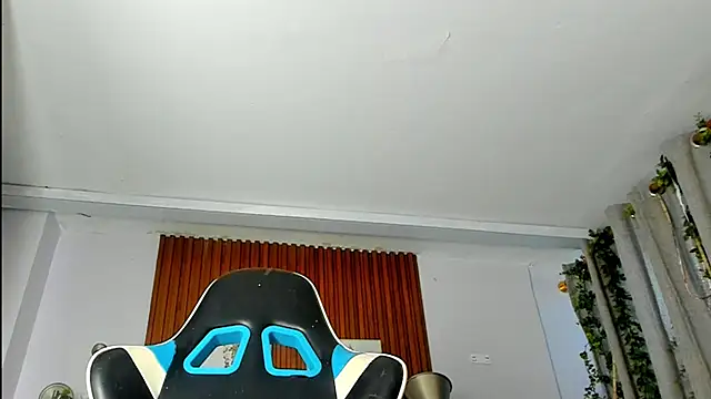 Evaa_18's cam snapshot