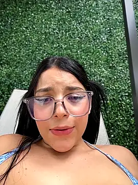 ArieliciousXXX's cam snapshot