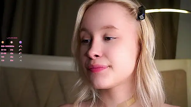 AunclreaVache's cam snapshot