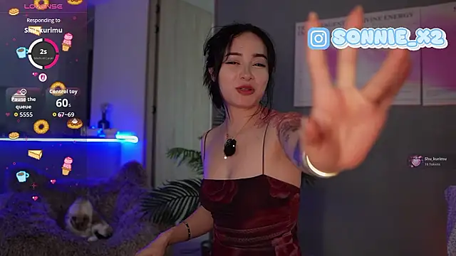 Sonnie_mami live sex cam