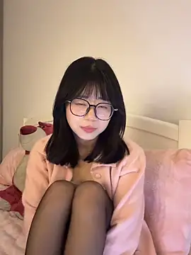 Ella-AAAAA live sex cam