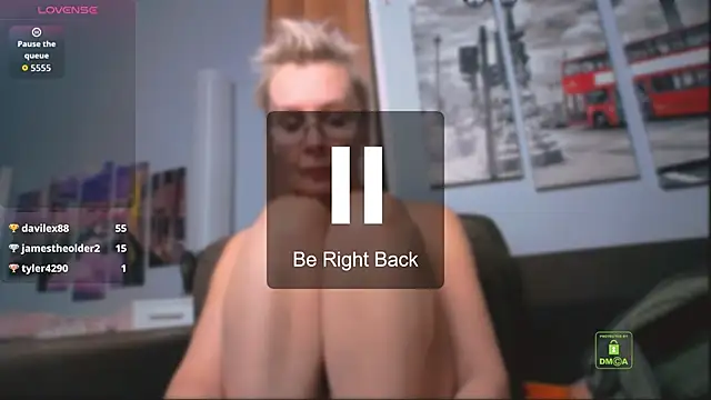 HelgaHimmell's cam snapshot