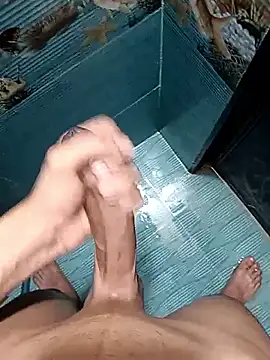 FloweredShallow live sex cam