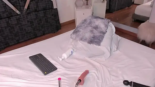 Jonness_Isa_'s cam snapshot