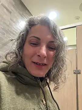 cumguzzler143's cam snapshot