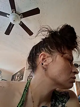 heaven9847's cam snapshot