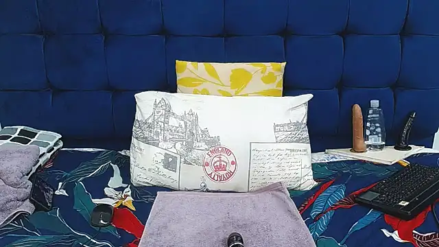 AriesCake's cam snapshot