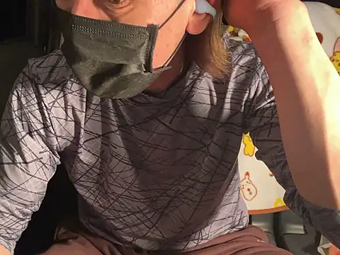 SPOTSCAMEL live sex cam