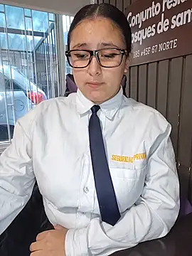 Cute_Penelope's cam snapshot