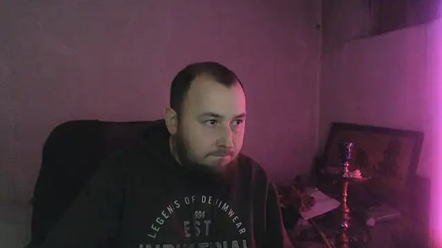 BIG-COCK-OMG's cam snapshot