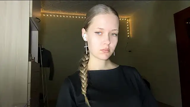 ZaidaSchwarten live sex cam