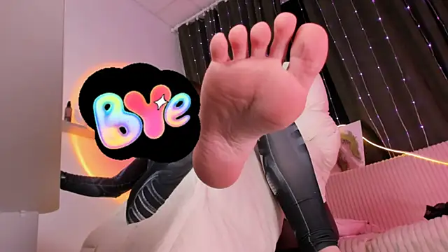 LolaLemona live sex cam