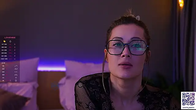 CottaDakota live sex cam