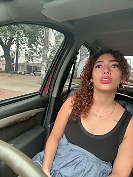 roxyrougee live sex cam