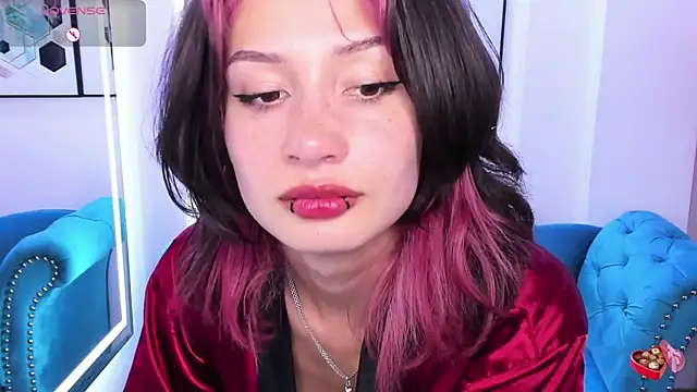 Akaza_Hakuji_ live sex cam