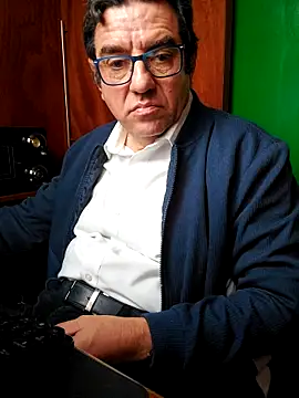 FernandoReuterG live sex cam