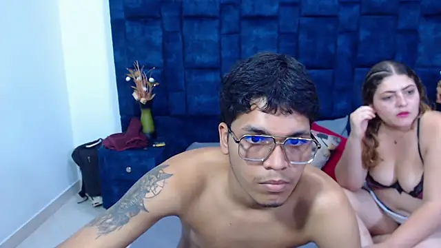 Hilary_David live sex cam